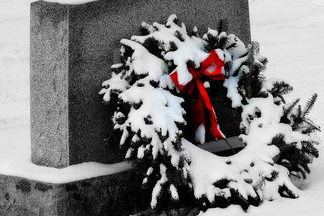 julekrans gravstøtte